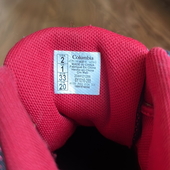 Columbia Kids Hiking Boots size 2 - Picture 7 of 7